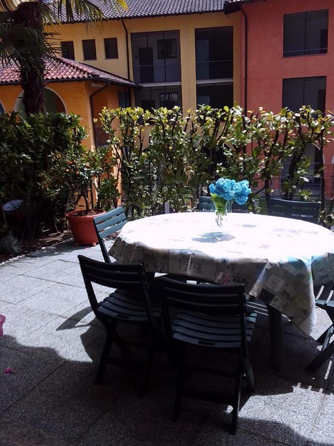 Sunshine Guesthouse Cannero Riviera Exterior photo
